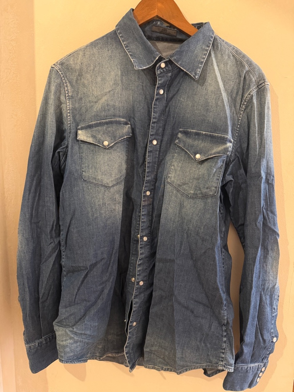 Men's Vintage Indigo Denim Button-Down Shirt